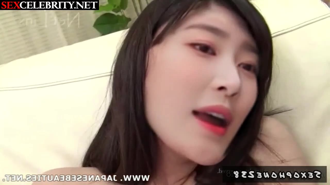 Big dildo makes Minju (김민주) cum hard IZ*ONE 아이즈원 (deepfake 딥페이크) - DeepFakesCeleb