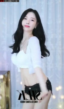 IU 아이유 seductively shakes her hips and sexy ass [deepfake 딥페이크]