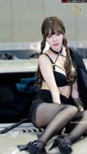 Sakura 사쿠라 from IZ*ONE 아이즈원 shows sexy poses in deepfake [딥페이크]