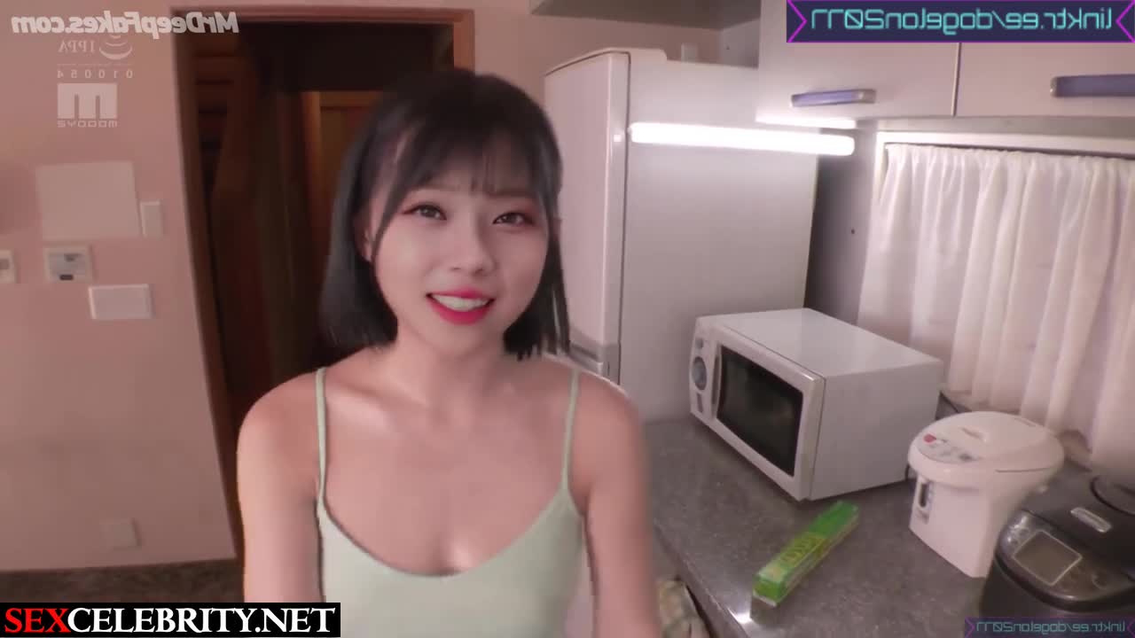 Kitchen fuck with horny schoolgirl after korean dinner - Winter (윈터 에스파) - DeepFakesCeleb