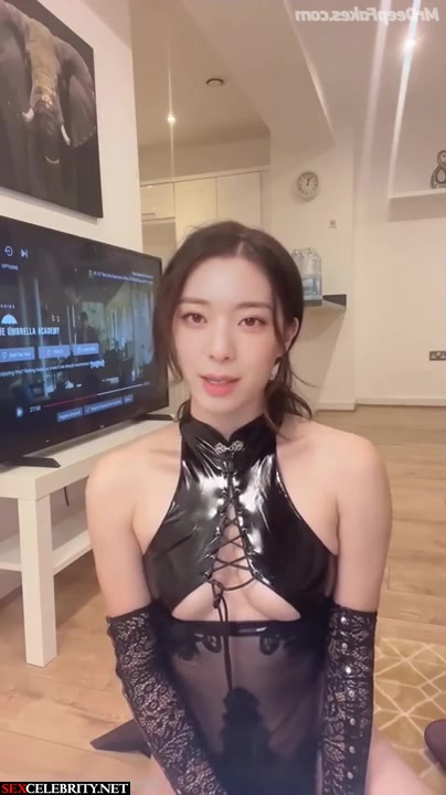 Hot bitch Yuna is waiting to be fucked - ai - 신유나 있지 - DeepFakesCeleb